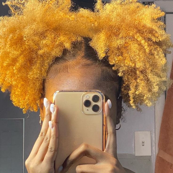 Yellow Hair Color, Days To Christmas, Dyed Hair Inspiration, Hair Regimen, Dyed Natural Hair, Pretty Hair Color, Girls Hairstyles Braids, Natural Hair Styles Easy, Yellow Hair