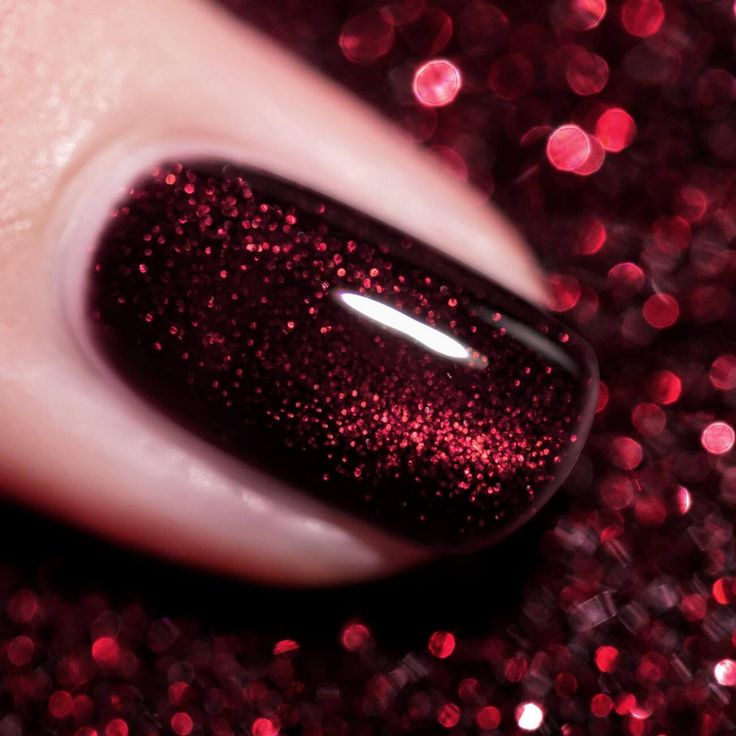 Rarjsm Black and Red Shiny Cat Eye Nail Gel Polish Deep Red Glitter Nails, Burgundy Glitter Nails Acrylic, Burgundy Magnetic Nails, Black Nails With Red Chrome, Red And Black Cat Eye Nails, Dark Red Black Nails, Dark Red Glitter Nails, Cat Eye Toe Nails, Dark Red Cat Eye Nails