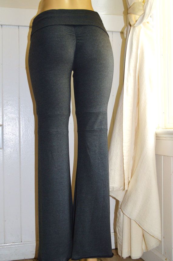 Flared Booty Cinch Yoga Pants $56 Fold Over Yoga Pants Outfit Y2k, Early 2000s Yoga Pants Outfit, 2000s Yoga Pants Outfit, Flared Elastane Yoga Pants, Yoga Pants 2000, Flared Yoga Pants Outfit, Small Waist Workout, Yoga Pants Outfit, Womens Pants