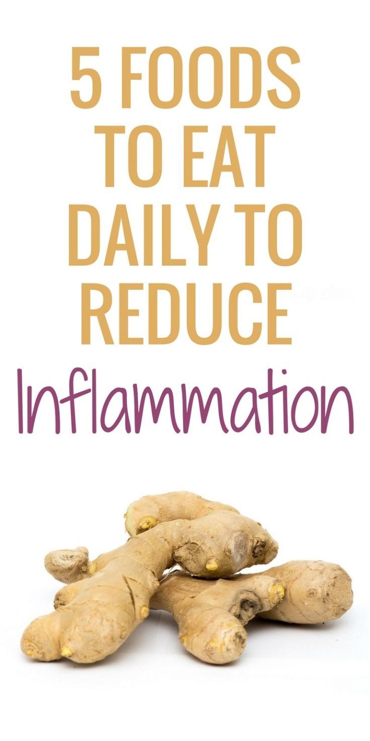 Eat these 5 anti-inflammatory foods daily to get rid of inflammation. Inflammation is linked to depression, difficult weight loss and a number of age-related diseases like cancer, cardiovascular disease & Alzheimer’s. These 5 anti-inflammatory foods are low in calories and you can add them to your smoothies, salads and almost any healthy meal. Click through to discover their health benefits and how to use them. Get Rid Of Inflammation, Inflammation Foods, Anti Diet, Smoothies Vegan, Anti Inflammation Recipes, Inflammation Diet, Inflammatory Diet, Inflammatory Foods, Low Fat Diets