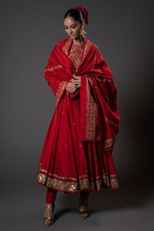 Red flared anarkali with all over floral garden pattern, contrast resham and sequin intricate embroidery. Paired with churidar and embroidered dupatta. - Aza Fashions Kalidar Anarkali, Floral Anarkali, Red Flare, Rohit Bal, Indian Fashion Designers, Pernia Pop Up Shop, Fashion App, Churidar, Embroidered Silk