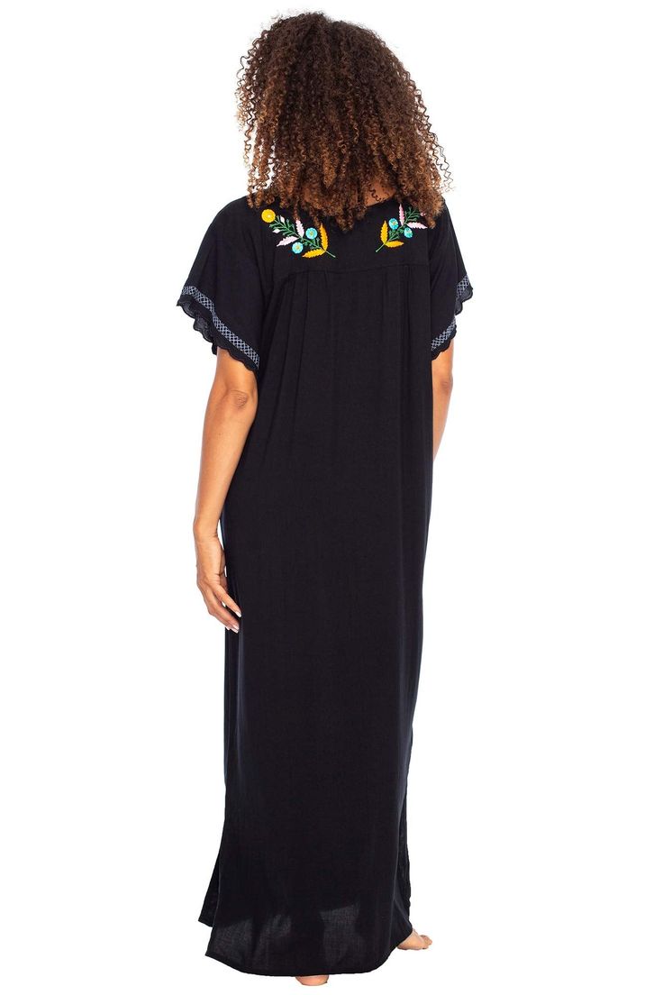 VIBRANT CUSTOM FLORAL EMBROIDERY and a loose flowy fit make this beautiful boho inspired black Mexican maxi dress the perfect long summer kaftan or beach dress COOL AND COMFORTABLE with side slits for ease of moment, the slimming A-line is design is great for everyday wear. Or dress it up for a dazzling night out. Short sleeves have feminine scalloped edges 100% RAYON. With a soft, silky feel, rayon is a natural fiber that lets skin breathe. This beach dress is moisture absorbent and dries quick Summer Kaftan, Mexican Embroidered Dress, Loungewear Dresses, Boho Floral Dress, Tie Dye Dress, Dyed Dress, Style Maxi Dress, Dress Maxi, Embroidery Dress