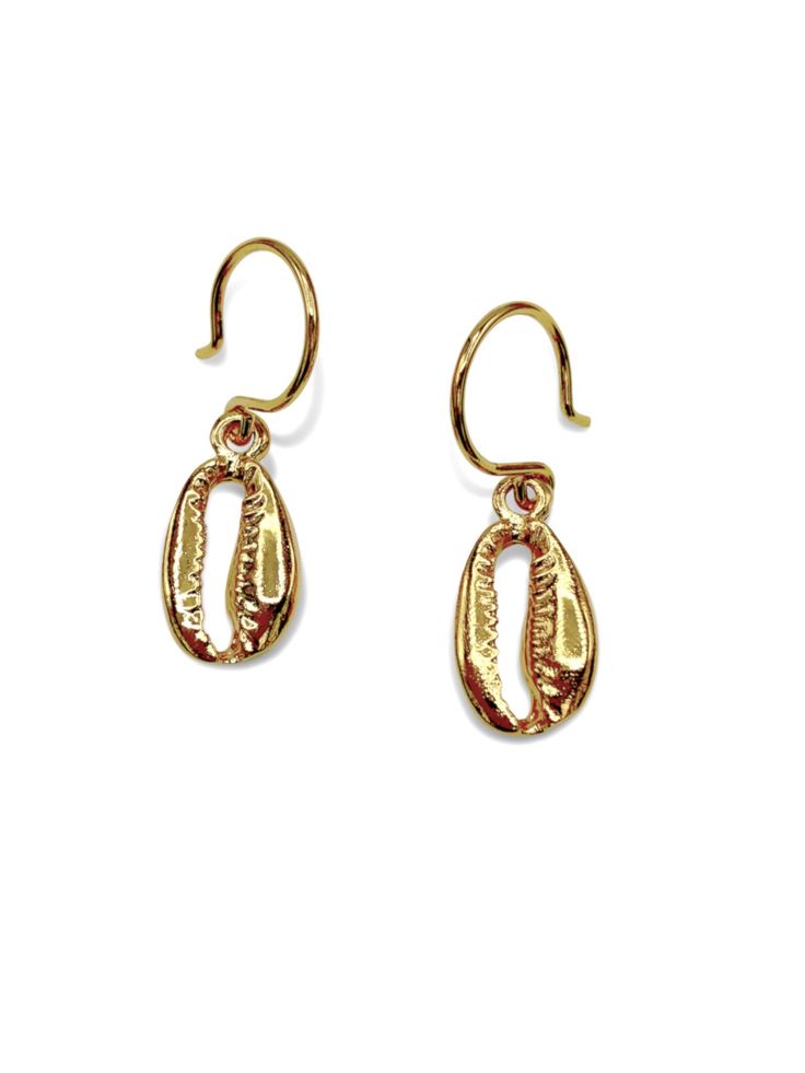 These Classic Retro Delights will the right attention on and off the seashore. Bath in the Summer Shallows all year round with these 18K Gold Plated French Hook Earrings. Pourquoi pas? Drop: 1 1/2". Each is as light as 3g or 1/8oz. Gold Nickel-free Earrings For Vacation, Nickel-free Gold Earrings For Vacation, Gold Teardrop Earrings For The Beach, Gold Coastal Jewelry Gift, Gold Round Earrings For Vacation, Gold Teardrop Jewelry For The Beach, Gold Teardrop Jewelry For Beach, Gold Ocean-inspired Beach Earrings, Gold Coastal Jewelry For Vacation