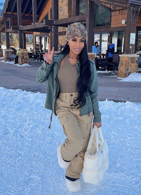 Cabin Trip Outfit, Snow Outfits For Women, Ski Outfit For Women, Cabin Outfit, Ski Trip Outfit, Colorado Outfits, Winter Fashion Outfits Casual, Snow Outfit, Skiing Outfit