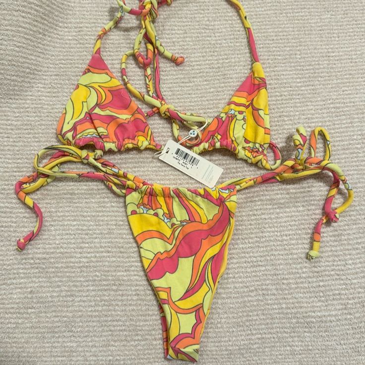 Brand New Unworn Top Comes With Tags Size L Set A Frankies Bikinis X Wildflower Cases Exclusive, Features The Softest Terry Fabric Final Sale/No Returns Trendy Yellow Swimwear For Beach Season, Trendy Yellow Swimwear For Beach Party, Yellow Swimwear For Beach Party Season, Trendy Yellow Swimwear For Poolside, Yellow Tropical Swimwear For The Beach, Yellow Tropical Swimwear For Pool, Yellow Swimwear For Beach Party, Yellow Summer Swimwear For Vacation, Tropical Yellow Swimwear For Beach Season