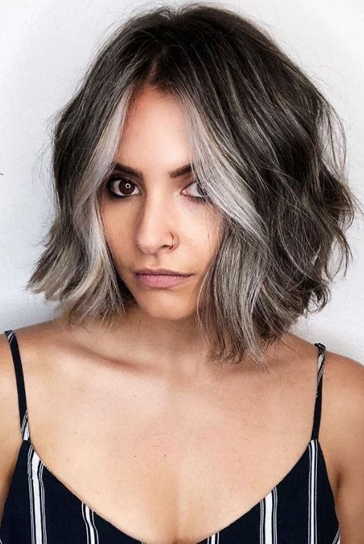 Rambut Brunette, Grey Hair Transformation, Grey Hair Inspiration, Gray Hair Growing Out, Transition To Gray Hair, Blending Gray Hair, Gray Hair Highlights, Grey Hair Color, Hair Color And Cut