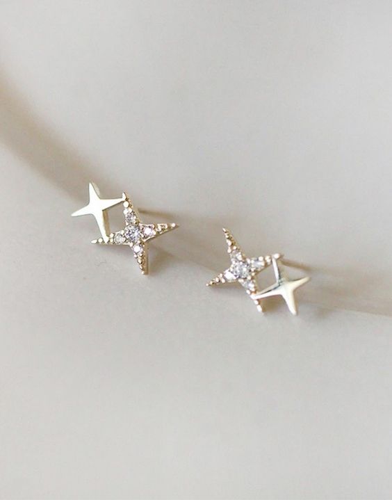 Stud Earrings Women, Dainty Gold Earrings, Gold Jewelry Gift, Star Stud Earrings, Gold Number, Star Earrings Stud, Jewelry Lookbook, Star Jewelry, Earrings Women