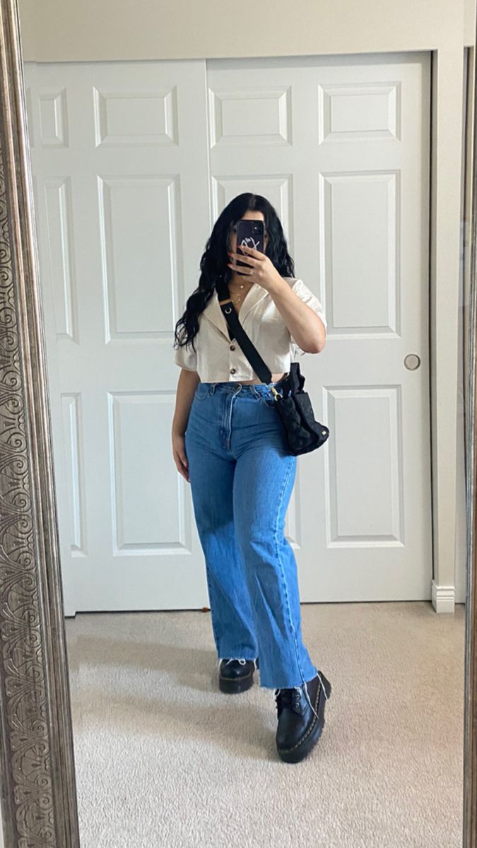 Work Style Mid Size, Windy Outfits Aesthetic, Spring Causal Outfits For Women, Clothing Inspo Aesthetic Plus Size, Plus Size Cool Weather Outfits, Mid Size Casual Outfit Summer, Neutral Spring Outfit Ideas, Midsize Fashion School, Casual Dress Outfit Plus Size