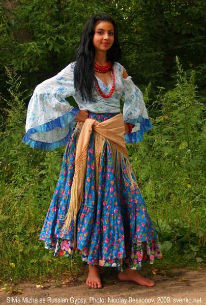 Arte Pin Up, Folk Costume, Indian Style, Hippie Chic, Estilo Boho, Costume Halloween, Hippie Style, Style Dress, Traditional Outfits