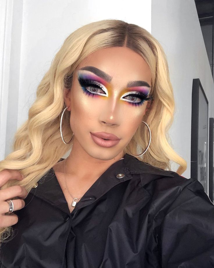 James Charles on X: "LIFE’S A DRAG 🌈 happy pride month, sisters!! https://t.co/XQLPlI5Qpz" / X Trendy Makeup Looks, Makeup Looks Dramatic, Drag Queen Makeup, Pride Makeup, Charles James, Drag Makeup, Happy Pride Month, Queen Makeup, Happy Pride