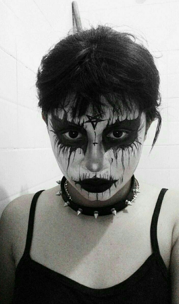 Corpse Makeup, Emo Makeup Looks, Goth Eye Makeup, Corpse Paint, Creepy Makeup, Punk Makeup, Alt Makeup, Face Paint Makeup, Graphic Makeup