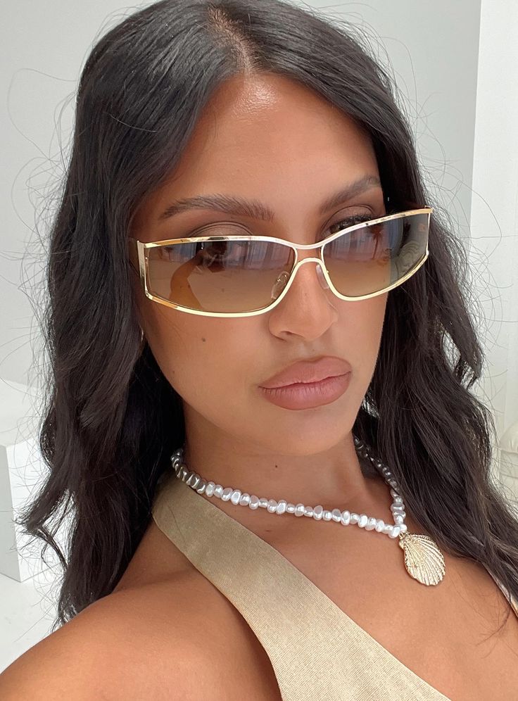 Gold-toned sunglasses Metal frame, brown tinted lenses, silicone nose pads 50% PC 50% metal 2025 Wardrobe, Daily Street Style, Online Fashion Boutique, Gold Sunglasses, Beach Accessories, Eyewear Fashion, Sunglasses Online, Summer Accessories, Fit Check