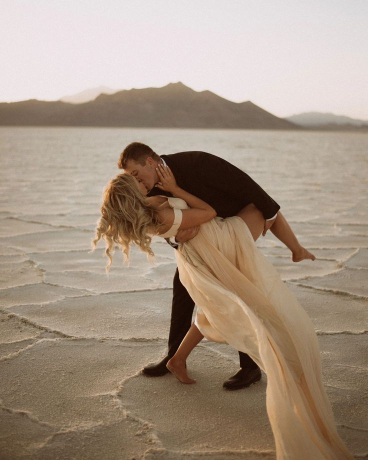 Wedding at the Bonneville Salt Flats in Utah Bonneville Salt Flats, My Calendar, Amalfi Coast Italy, Salt Flats, Love Of Your Life, Utah Wedding Photographers, Im Back, Utah Weddings, Cute Love Couple