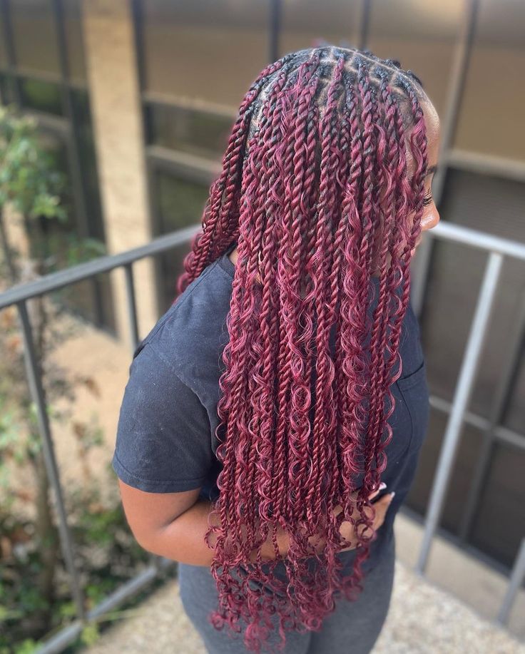 24. Burgundy Knotless Twist With Boho Curls: Get a romantic and bohemian vibe with burgundy knotless twists and boho curls for date nights and weddings. Passion Twist With Curls, Burgundy Knotless, Knotless Twists, Twist With Curls, Knotless Twist, Boho Curls, Box Braid Hair, Short Box Braids Hairstyles, Goddess Braids Hairstyles