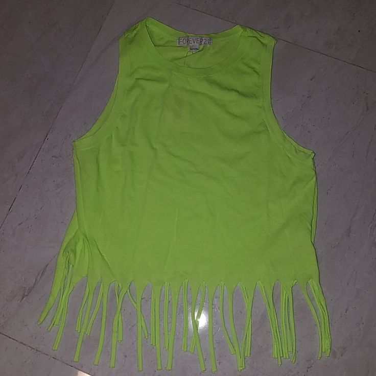 Forever 21 Women's Neon Yellow Crop Fringe Top Size Small Brand New With Tags Casual Party Crop Top Tank Top, Casual Crop Top Tank Top For Party, Casual Spring Tank Top For Party, Casual Spring Party Tank Top, Trendy Green Tank Top For Night Out, Casual Summer Party Crop Top, Forever 21 Tops For Summer Night Out, Forever 21 Summer Tops For Night Out, Casual Spring Tank Top For Night Out