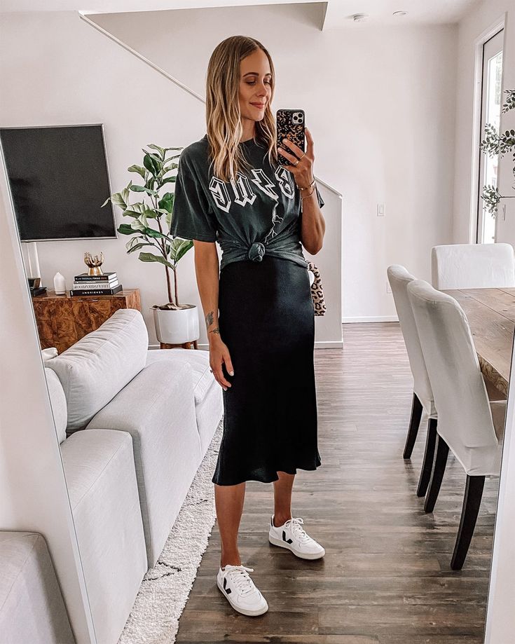 White Sneakers Outfit: 16 White Sneakers Outfit Ideas Slip Skirt Outfit, Black Sneakers Outfit, Silk Skirt Outfit, Skirts With Sneakers, Skirt Outfit Casual, Satin Skirt Outfit, White Sneakers Outfit, Black Silk Skirt, Midi Skirt Outfit