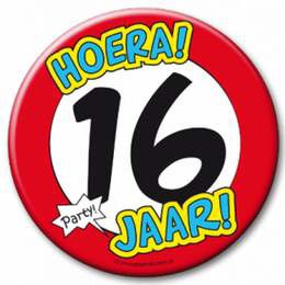 a red button with the number sixteen in it's center that says, hoera party jaar