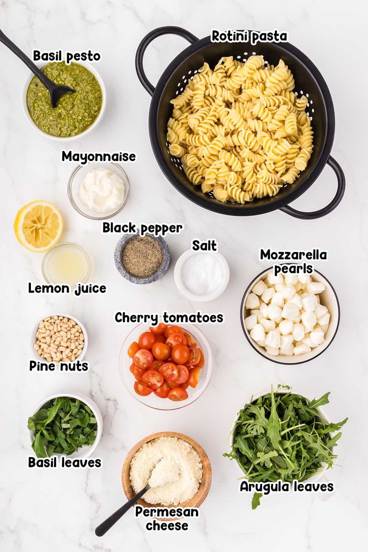 the ingredients for this pasta dish are shown