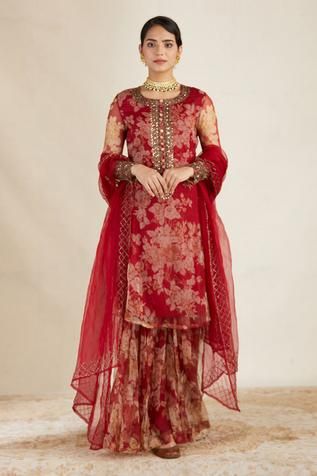 Shop for Astha Narang Red Organza Printed Kurta Sharara Set for Women Online at Aza Fashions Organza Kurti Designs, Astha Narang, Organza Kurti, Kurta Sharara Set, Printed Organza, Kurta Sharara, Best Designer Dresses, Floral Saree, Kurti Set