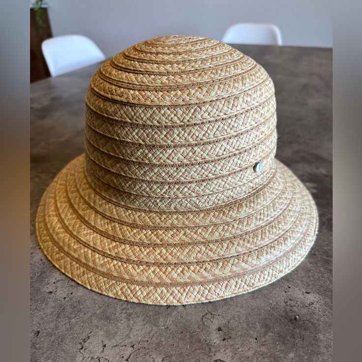 Jones New York Woven Straw Bucket Hat. New Without Tags. Excellent Condition. Questions? Leave A Comment Below! Casual Cloche Beach Hat, Casual Cloche Hat For Beach, Adjustable Cloche Hat For Vacation, Beige Cloche Hat For Vacation, Casual Beige Cloche Straw Hat, Casual Cloche Straw Hat For Vacation, Casual Adjustable Cloche Sun Hat, Adjustable Cloche Hat For The Beach, Casual Adjustable Cloche Hat