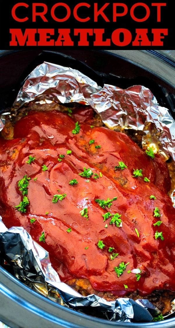 the crockpot meatloaf is ready to be cooked