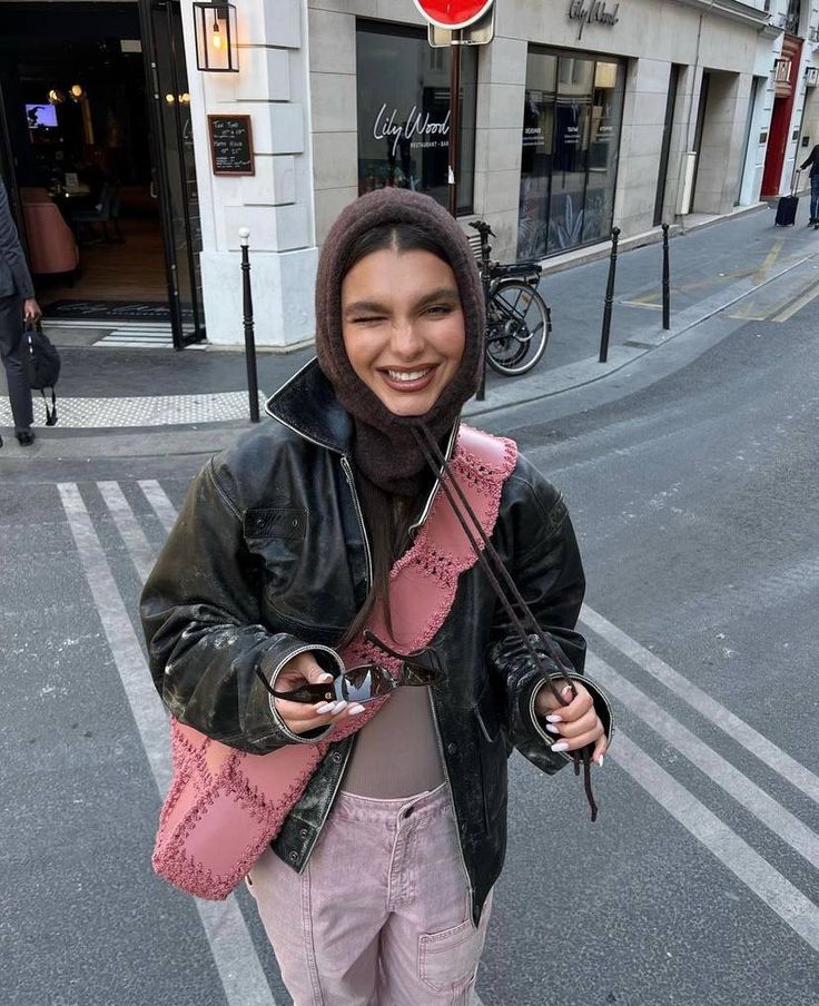 Women’s Jacket Outfit, Stile Kylie Jenner, Study Outfit, European Winter, Fall 23, 2024 Outfits, Autumn Look, Amazon Clothes, Mode Inspo