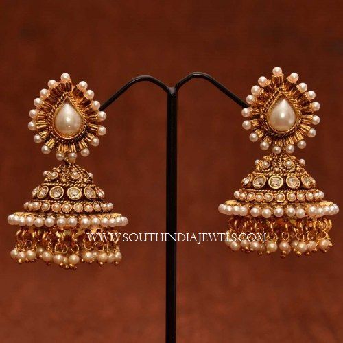 Pearl Buttalu Designs Buttalu Models, Buttalu Designs, Pearl Jhumkas, Gold Jewelry Prom, Small Earrings Gold, Gold Jhumka Earrings, Indian Jewelry Earrings, Antique Jewellery Designs, Beautiful Gold Necklaces