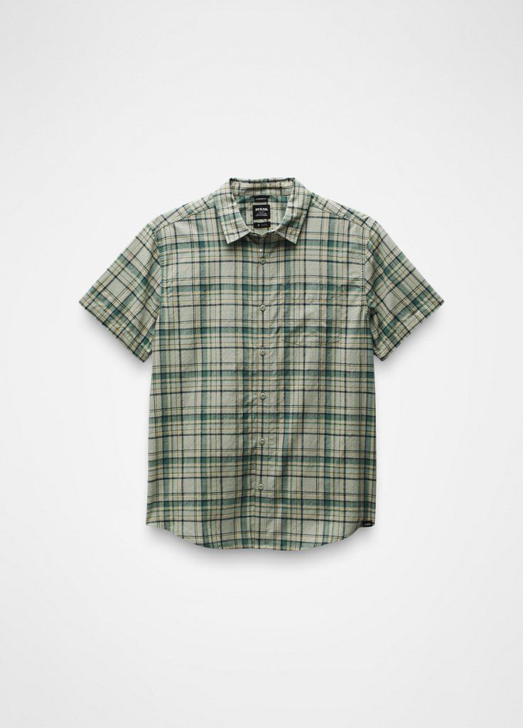 A lightweight button down that's an everyday staple. Spring Casual Flannel Workwear Shirt, Spring Casual Flannel Work Shirt, Spring Casual Workwear Flannel Shirt, Casual Camp Shirt For Workwear, Summer Cotton Flannel Shirt For Everyday, Everyday Summer Cotton Flannel Shirt, Summer Everyday Cotton Flannel Shirt, Green Cotton Flannel Workwear Shirt, Casual Button-up Camp Shirt For Everyday