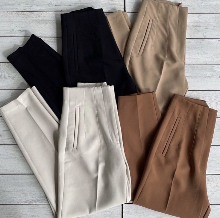 Womens Dressy Pants, Stylish Jeans Top, Women Pants Size Chart, High Waisted Pants Outfit, High Waisted Dress Pants, Formal Wear Women, Color Combinations For Clothes, Pant For Women, High Waist Trousers