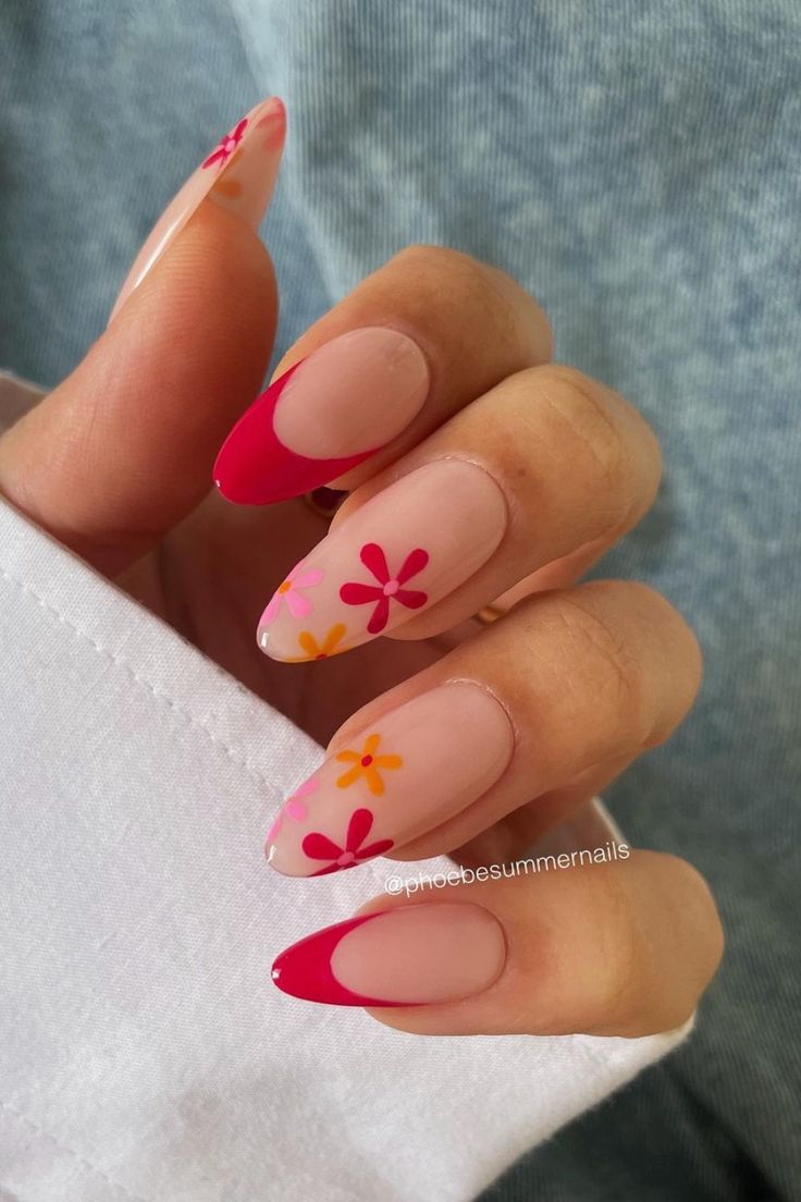 Prepare for the upcoming spring season by exploring a collection of over 51 gorgeous april nail designs that will add a touch of sophistication to your look. Whether you prefer vibrant floral patterns, subtle pastel shades, or daring statement nails, these creative nail art ideas are guaranteed to inspire your next manicure appointment. IG: phoebesummernails Statement Nails, Creative Nail Art, April Nails, Statement Nail, Bunny Nails, Spring Nail Trends, Floral Nail Art, Pastel Nails, Nail Art Ideas