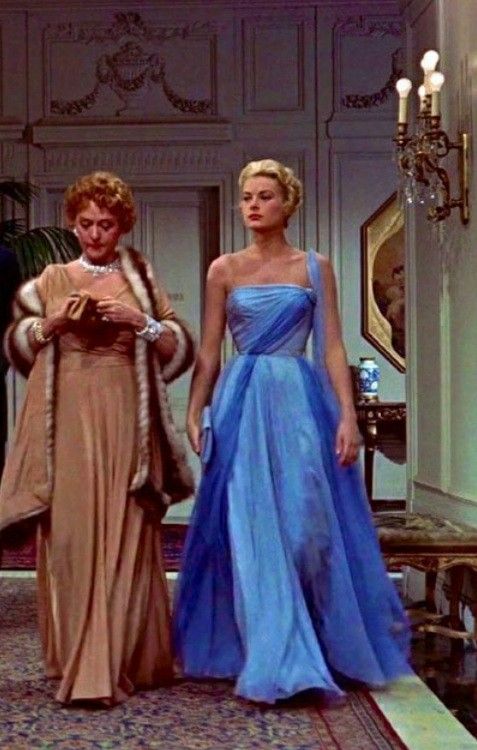 Hollywood Glamour Dress, Hollywood Gowns, Grace Kelly Style, Princess Grace Kelly, Elegante Y Chic, Glamour Dress, Princess Grace, Vintage Gowns, Vintage Inspired Dresses