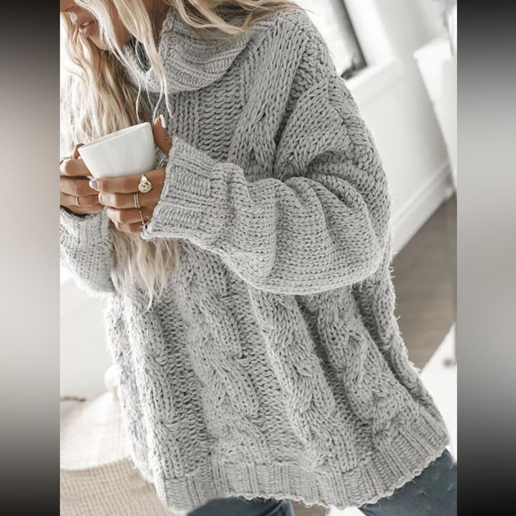 Nwt Chunky Oversized Light Gray Sweater Oversized Heather Grey Cozy Sweater, Oversized Heather Grey Winter Sweater, Heather Grey Winter Sweater, Cozy Heather Grey Winter Sweater, Casual Confortable, Pull Oversize, Twist Pattern, High Neck Sweater, Grey Knit Sweater