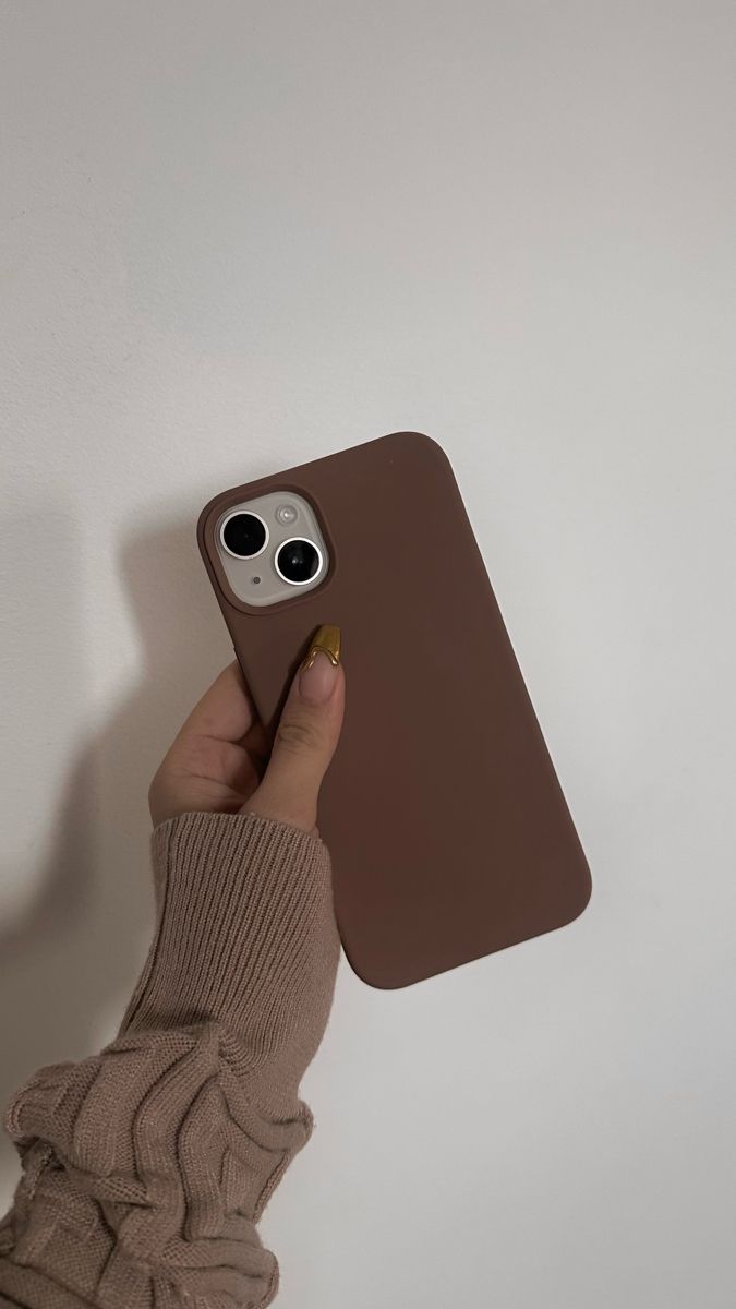 Brown Case Iphone, Brown Phone Case, Brown Iphone Case, Iphone Background Inspiration, Apple Smartphone, Iphone Case Collection, Giveaway Gifts, Girly Phone Cases, Iphone Obsession