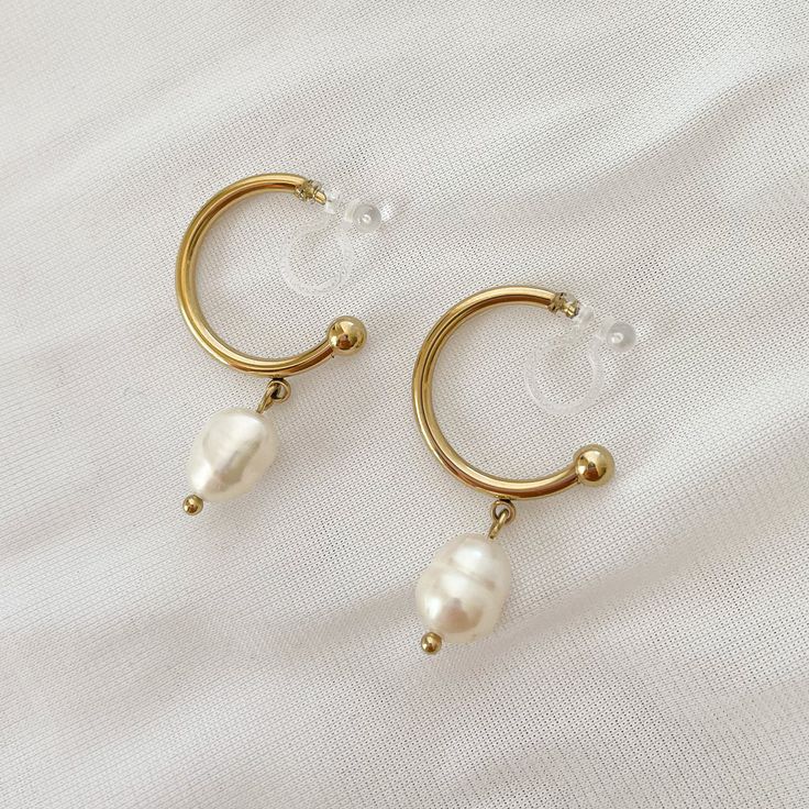 Pearl - Clip-On Earrings Clothing Board, Fake Earrings, Types Of Skin, Jewelry Lookbook, No Problem, Clip On, Clip On Earrings, Jewelry Inspiration, Skin Types