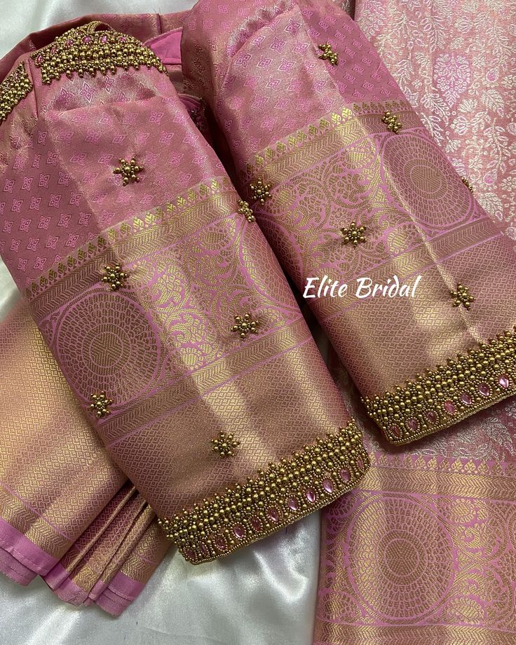 Bridal Hand Work Blouse Design Latest, Wedding Blouse Simple Designs, Wedding Saree Blouse Designs Simple, Golden Blouse Maggam Work, Blouse Designs Latest With Work, Golden Blouse Embroidery Designs, Blouse Designs For Wedding Saree, Aari Blouse Designs Latest Wedding, Simple Hand Aari Work Designs