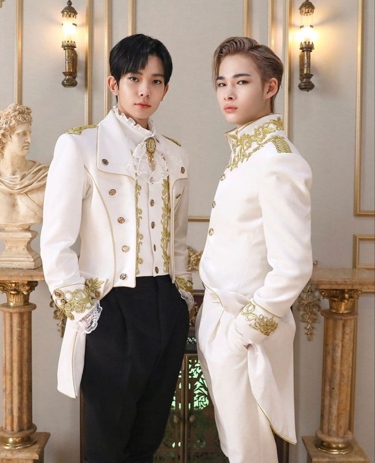 Royal Tea Parties, Masquerade Outfit, Prince Costume, Prince Clothes, King Outfit, Couples Modeling, Royal Aesthetic, Korean Wedding, King Fashion