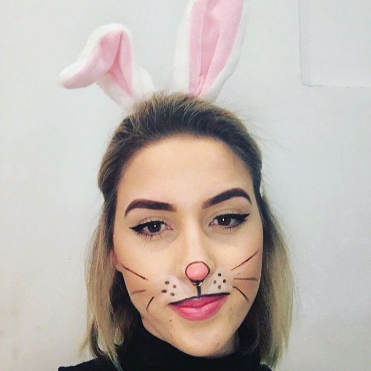 19+ Bunny Makeup Designs, Trends, Ideas | Design Trends Bunny Face Paint Easy, Bunny Nose Makeup, Bunny Face Makeup, Bunny Makeup Look, Bunny Halloween Makeup, Bunny Costume Kids, Bunny Face Paint, Playful Makeup, Bunny Makeup