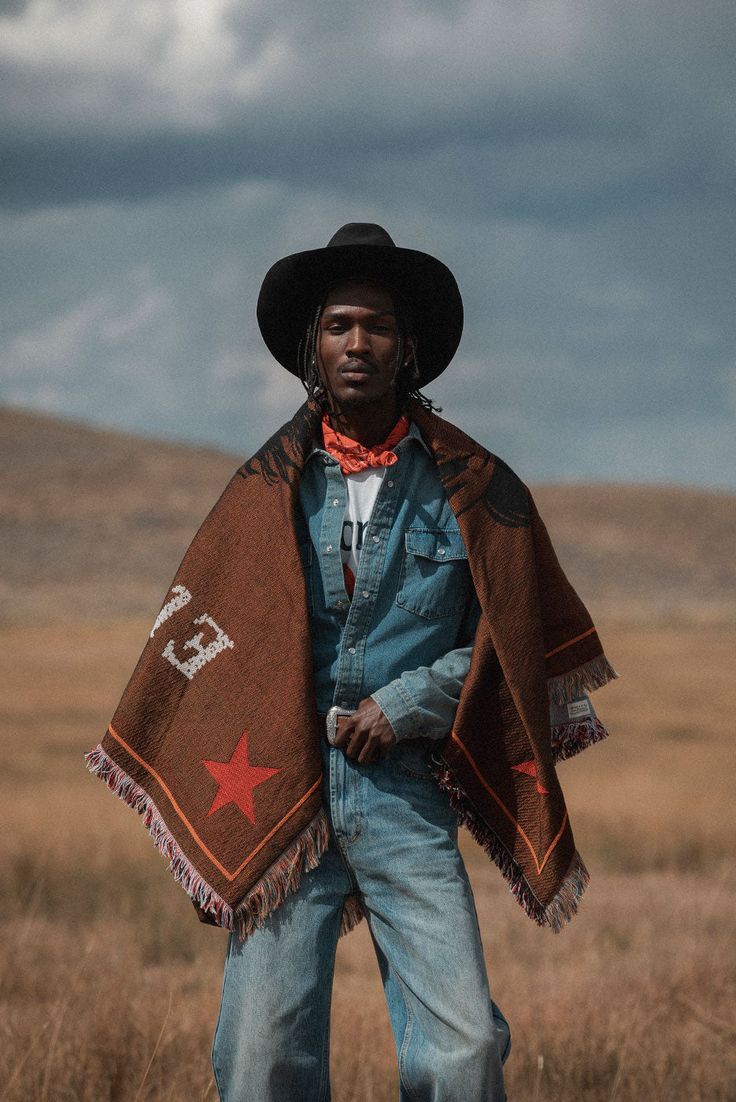 This classic bandana features the “Elwood Country” graphic with cowboy and horse artwork. Designed in two classic colorways. Available in Red and Black. 100% PRINTED COTTON SOFT WASH Black Cowboy Fashion, Cowboy Neck Scarf, Cowboy Editorial, Native Cowboy, Cowboy Outfit Men, Medieval America, Country Costume, Cowboy Oc, Cowboy Fit