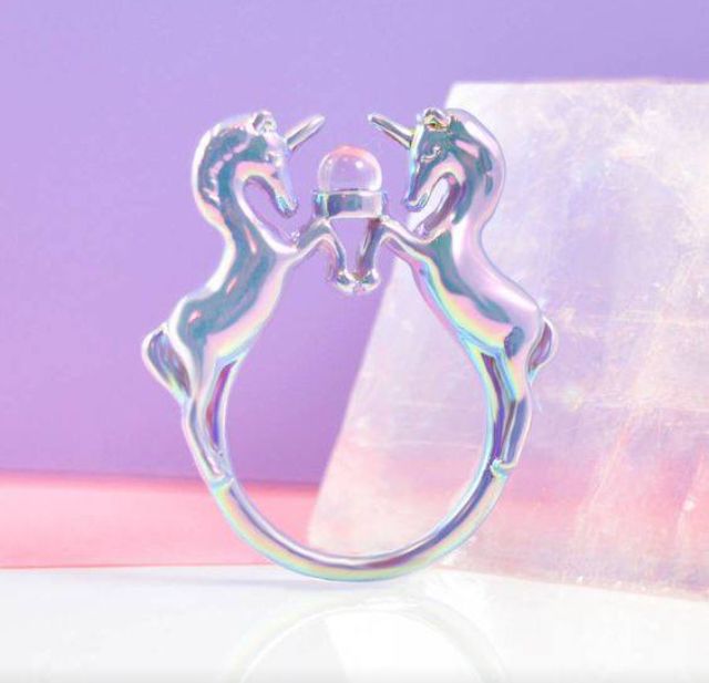 Iridescent Jewelry, Unicorn Life, Unicorn Ring, Unicorn Fashion, Unicorn Jewelry, The Bling Ring, Unicorns And Mermaids, Unicorn Colors, Unicorn Lover