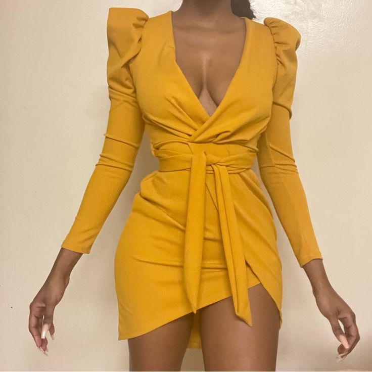 Mustard Colored Dress From Fashion Nova. Never Worn Bodycon Dress For Fall Brunch, Fall Bodycon Dress For Brunch, Fitted Dresses For Brunch In Fall, Fitted Dresses For Fall Brunch, Knee-length Bodycon Dress For Brunch, Elegant Yellow Long Sleeve Bodycon Dress, Yellow Sheath Dress For Date Night, Yellow Sheath Mini Dress For Night Out, Fall Sheath Mini Dress For Brunch