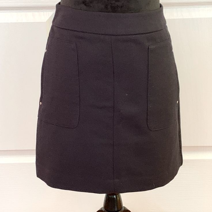 Black Skirt With Pockets And Wide Gold Zipper In Back. New, Never Worn. Chic H&m Short Skirt, Black Relaxed Skort With Pockets, H&m Black Mini Skirt For Work, H&m Fall Skirt For Workwear, H&m Fall Workwear Skirt, Black Skort For Workwear, Night Out Skirt With Pockets, Short Length, H&m Lined Skirt Bottoms For Work, Fall Workwear Mini Skirt By H&m