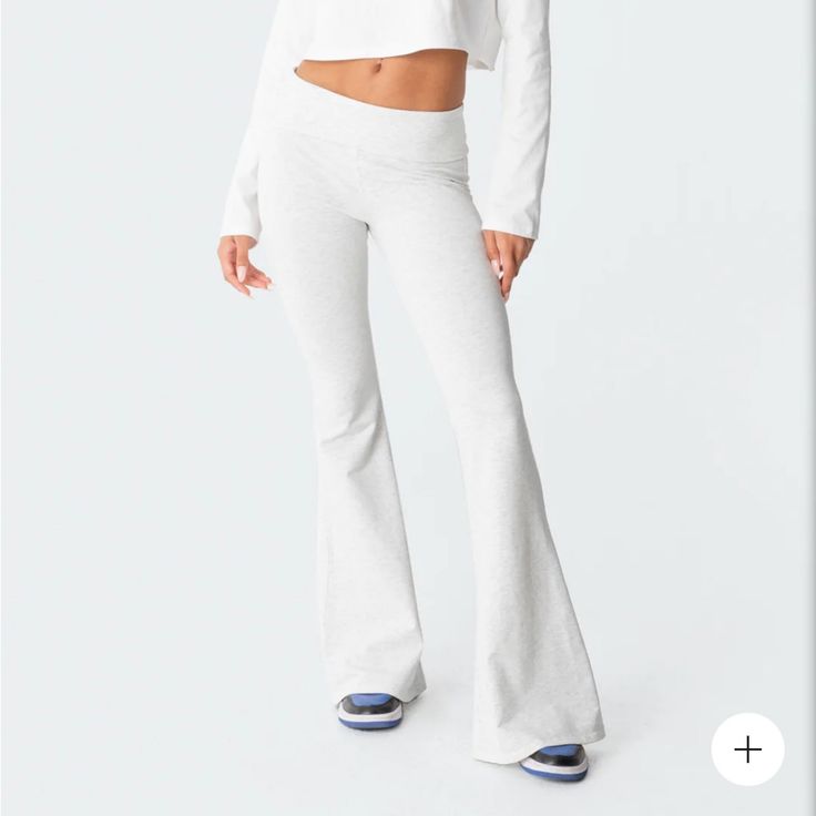 Never Worn - Brand New Size- Xs Only Selling Because Don�’t Fit And Can’t Return Great Condition White Fitted Bottoms For Fall, Stretch White Bottoms For Fall, White Stretch Bottoms For Fall, White Fitted Casual Activewear, Trendy White Workout Pants, Casual White Fitted Activewear, White High-waist Activewear For Spring, White Fitted Cotton Activewear, White Mid-rise Sporty Bottoms