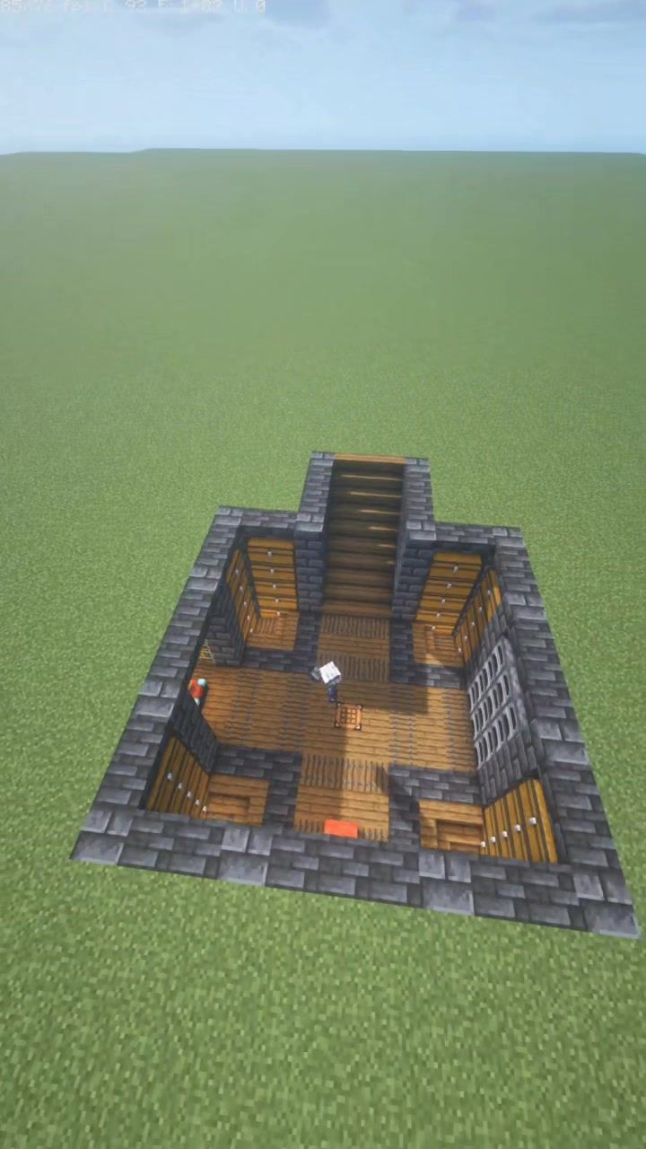 Minecraft Underground Base Ideas Easy, Secret Underground Base Minecraft, Minecraft Underground Base Layout, Minecraft Deepslate Base Ideas, Underground Storage Minecraft, Underground Bunker Minecraft, Minecraft Base Ideas Underground, Minecraft Underground Storage, Underground Minecraft Base