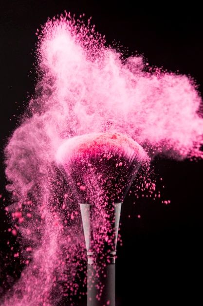 Makeup brush with scattered pink powder | Free Photo #Freepik #freephoto #background #design #pink #beauty Makeup Brush Background, Pink Makeup Aesthetic Wallpaper, Beauty Wallpaper Makeup, Makeup Pictures Wallpaper, Makeup Asthetic Background, Pink Beauty Aesthetic, Wallpaper Makeup, Beauty Logo Makeup, Makeup Wallpaper