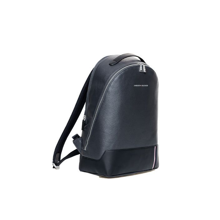 Brand: Tommy Hilfiger Gender: Men Type: Bags Season: Spring/Summer PRODUCT DETAIL • Color: black • Pattern: plain • Fastening: with zip • Size (cm): 44x30x15 • Details: -rucksack COMPOSITION AND MATERIAL • Composition: -100% polyurethane Tommy Hilfiger Man, Black Pattern, Bag Sale, Tommy Hilfiger, Spring Summer, Black