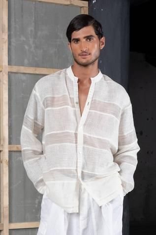 Shop for Urvashi Kaur - Men White Linen Silk Shirt for Men Online at Aza Fashions White Silk Shirt Men, Silk Shirt For Men, New Clothing Trends, Men Fashion 2020, Linen Shirts, Men's Wardrobe, Fashion 2020, White Shirts, Silk Shirt