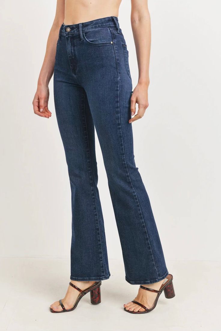 Description These wide leg, high-rise jeans are dark wash and feature a raw hemline. Style with heels, boots, flats or sandals...the possibilities are endless. All About the Fit Fabric Feel (light) 1 2 3 4 (heavy) Fit (slimfit) 1 2 3 4 (loosefit) Fabric Details: Made in the USA Wide Leg Rise 11" | Inseam 32" Jeans Sandals, Jean Sandals, Heels Boots, Contemporary Outfits, Women Helping Women, Matches Fashion, Dark Jeans, Hem Dress, Comfy Fits