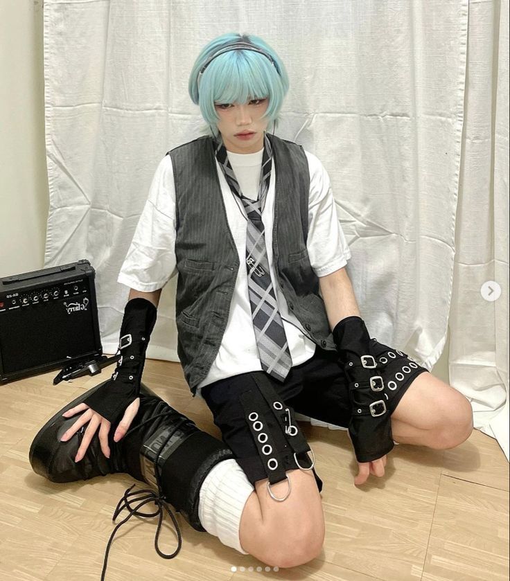 Boys Aesthetic Outfits, Y2k Outfits Aesthetic, Masculine Outfits, Harajuku Fashion Street, Alt Outfits, Kawaii Fashion Outfits, Alt Fashion, Grunge Goth, Japanese Street Fashion