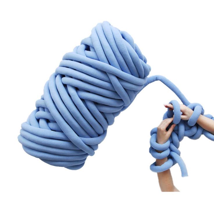 a person is holding a blue rope with one hand