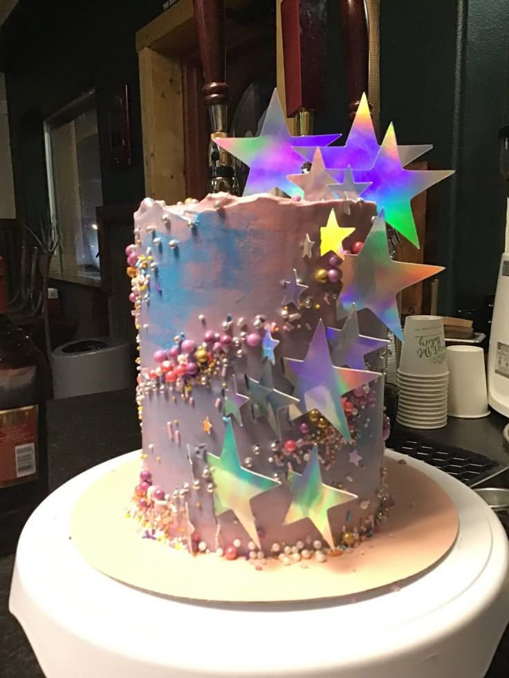 there is a cake that has stars on it